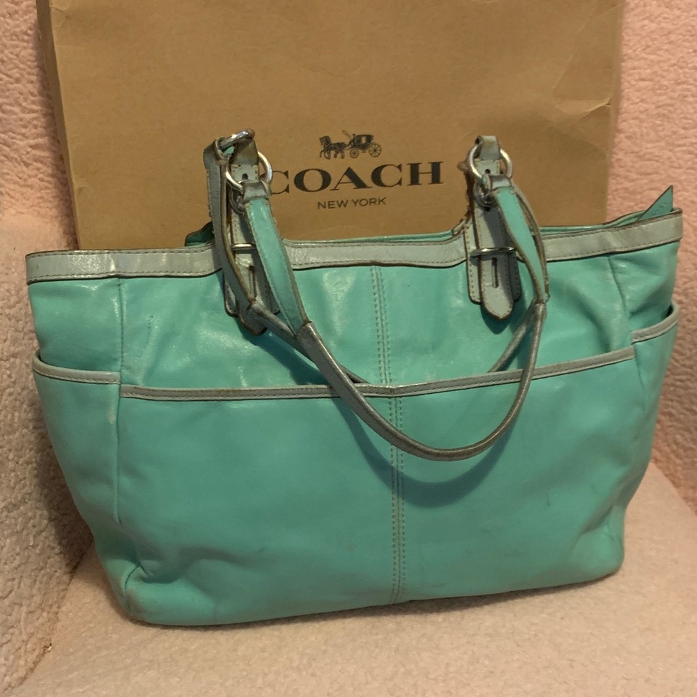 Coach Mint Green Leather Tote Shoulder Bag - Picture 3 of 16